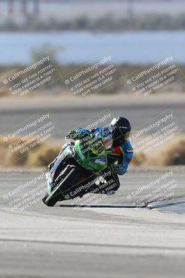 media/Dec-05-2025-CVMA Friday Practice (Fri) [[303bad9a84]]/4-Racer 4-Trackday 1/Session 2 (Turn 14)/